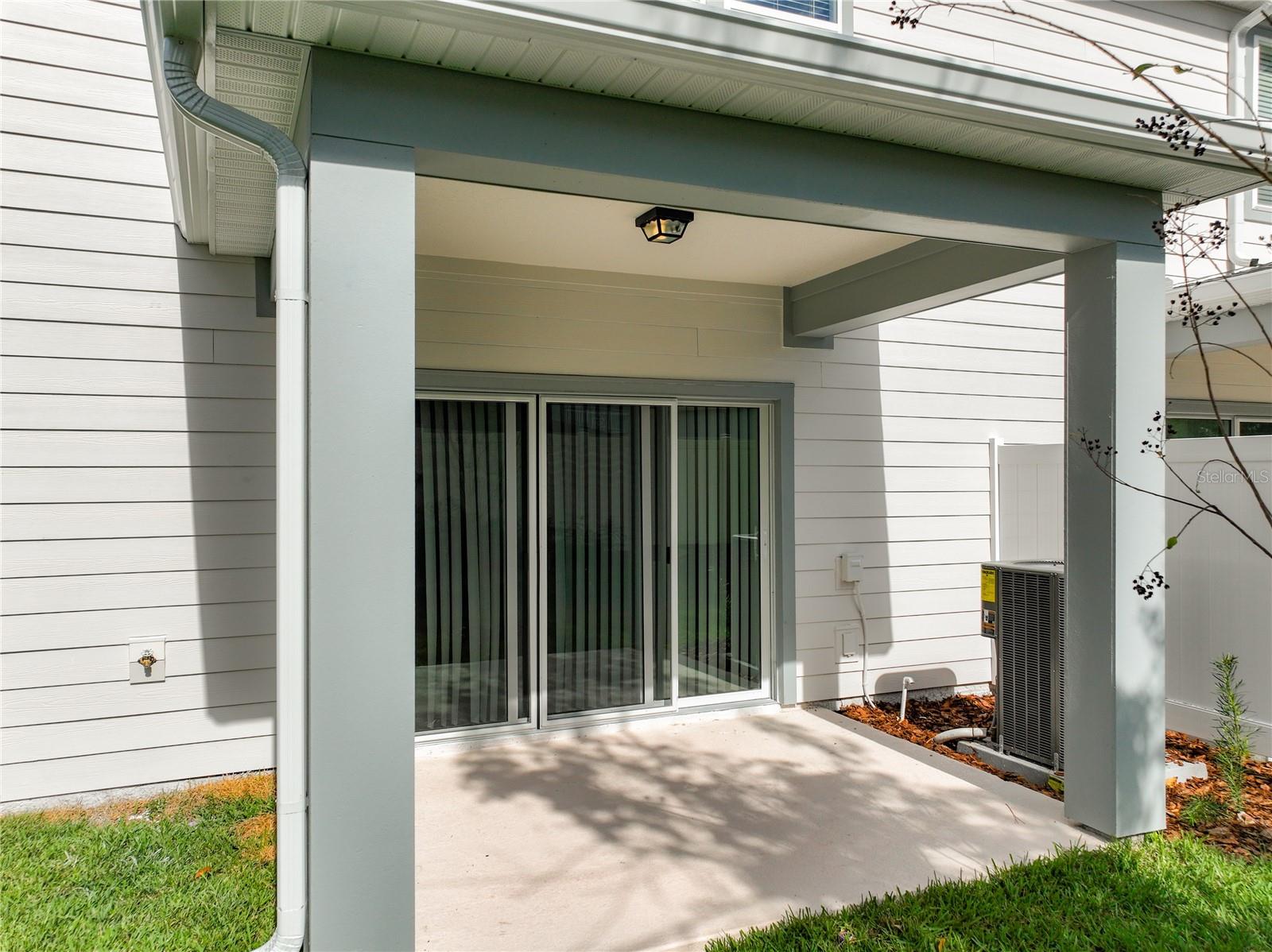 GRAYSON SQUARE - Residential Lease