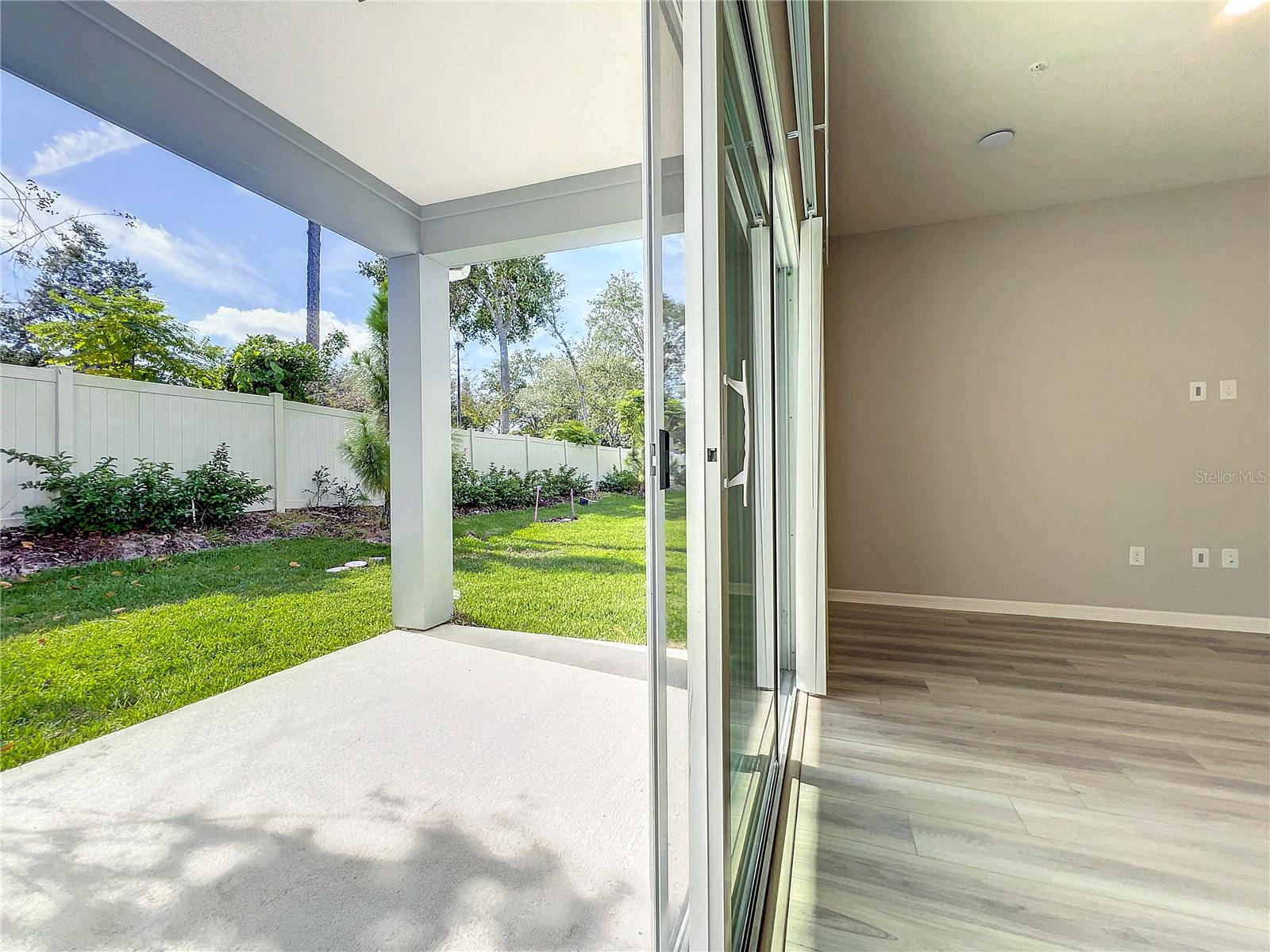 GRAYSON SQUARE - Residential Lease