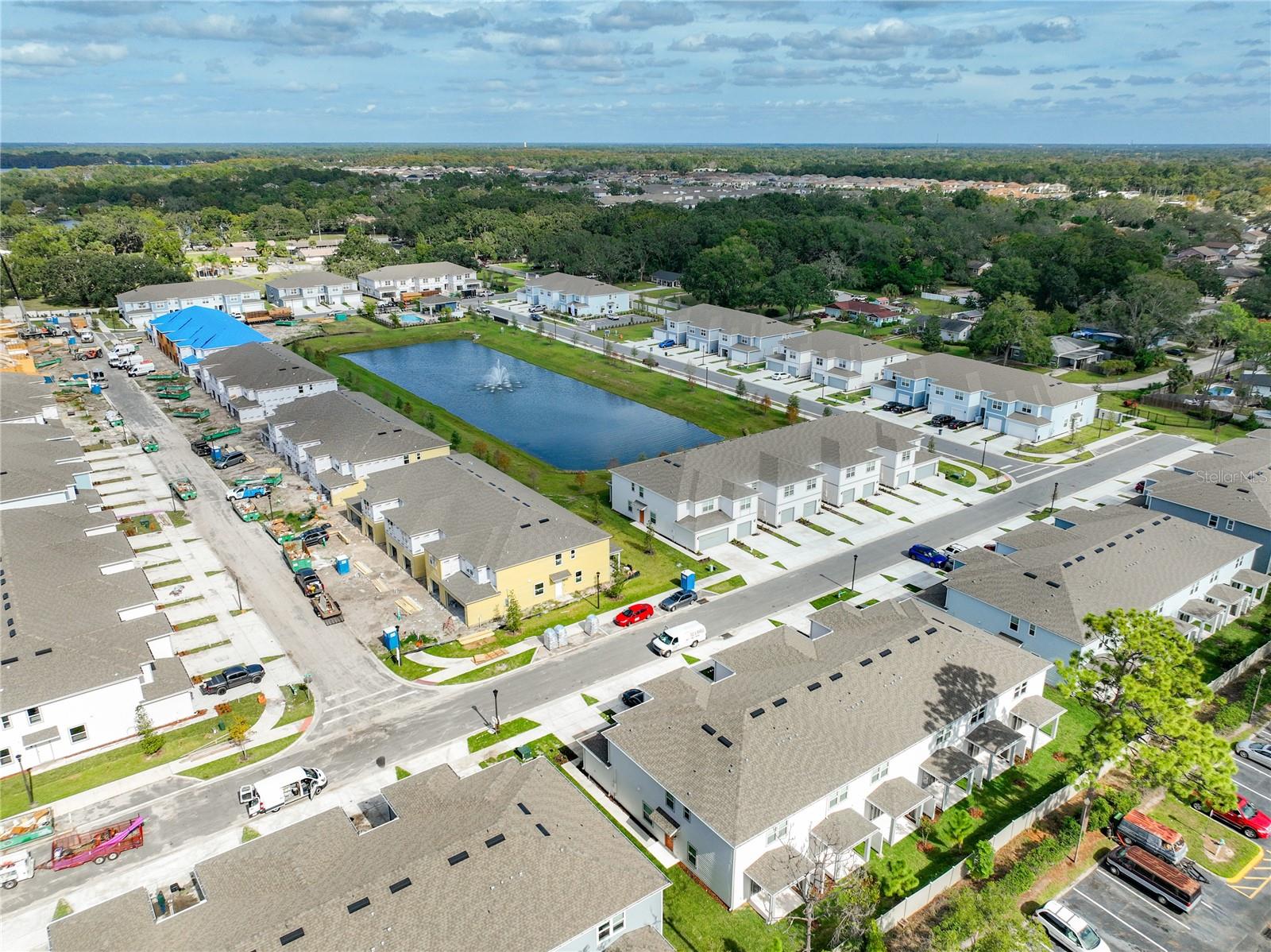 GRAYSON SQUARE - Residential Lease