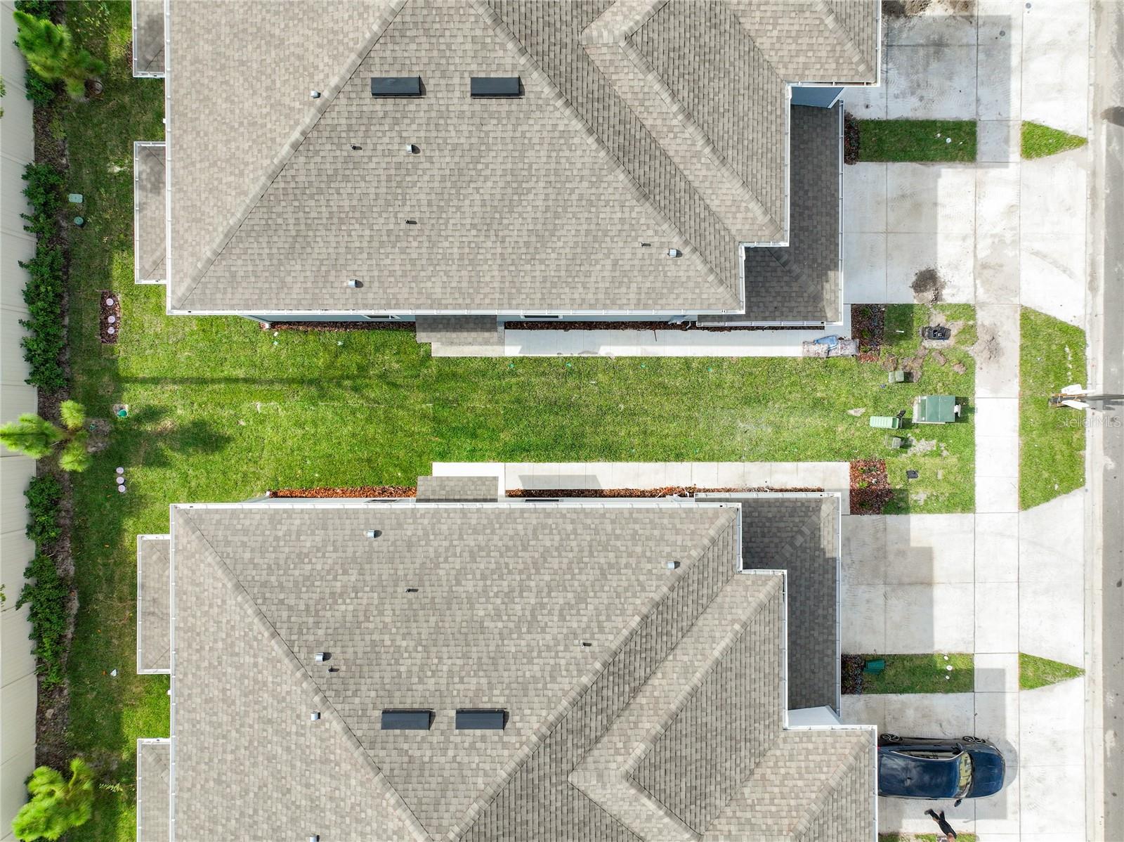 GRAYSON SQUARE - Residential Lease