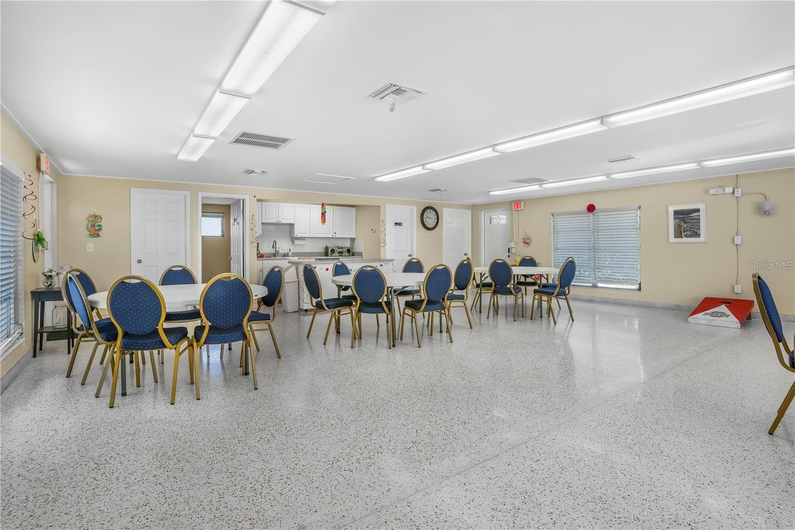 BAYSHORE GARDENS APTS 5 - Residential