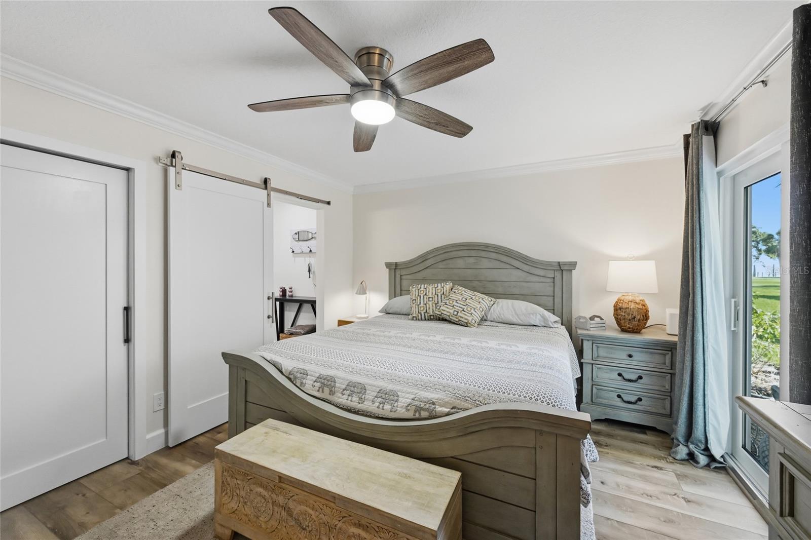 PELICAN HARBOUR & BEACH CLUB - Residential