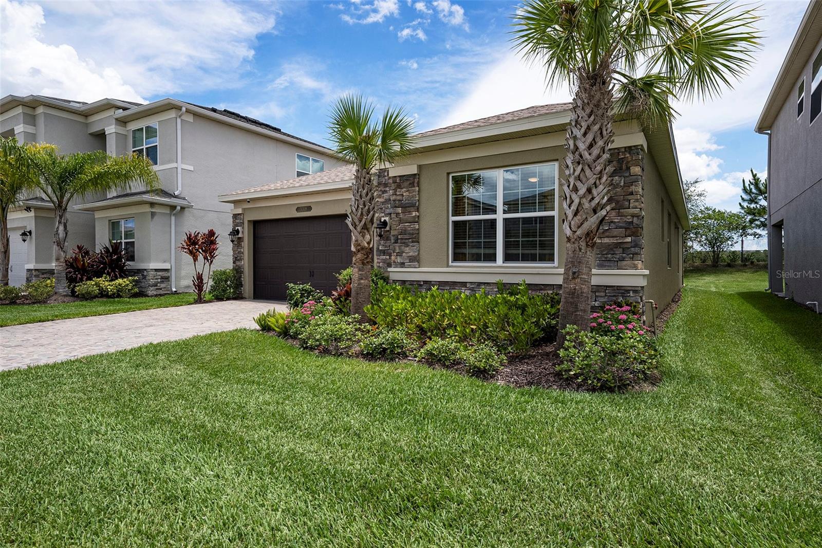3318 WOODLAND BROOK WAY