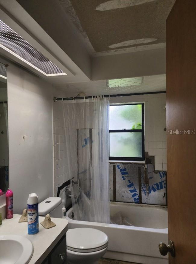 WATER OAKS - Residential