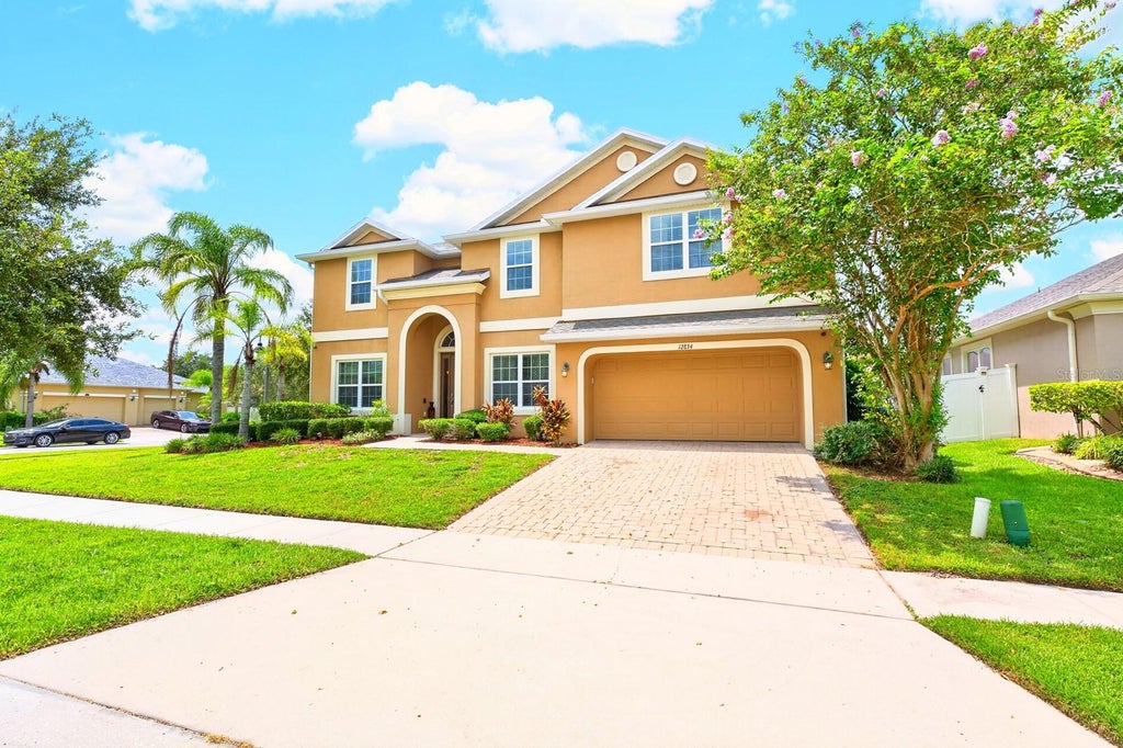 Photo of 12834 Boggy View Drive, Orlando, FL 32824 (MLS # O6437333)