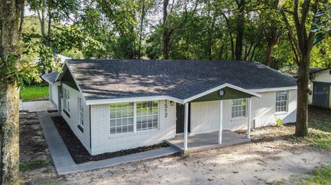 Photo of 1512 NE 23 Road, Ocala, FL 34470 (MLS # S5135890)