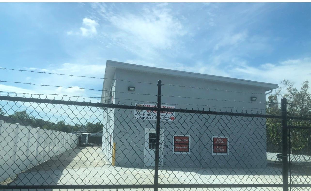 TAFT TOWN - Commercial Sale