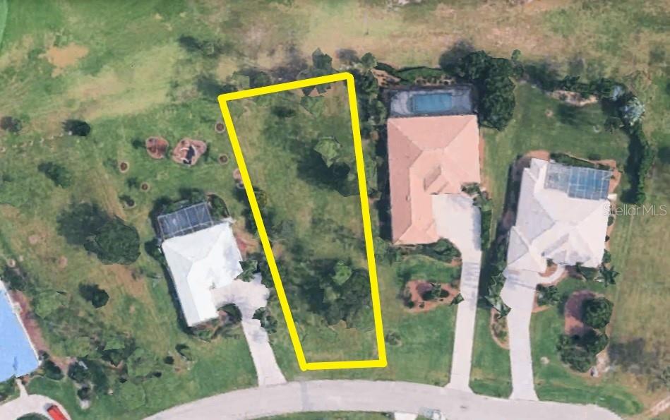 3030 BIG BEND CIRCLE