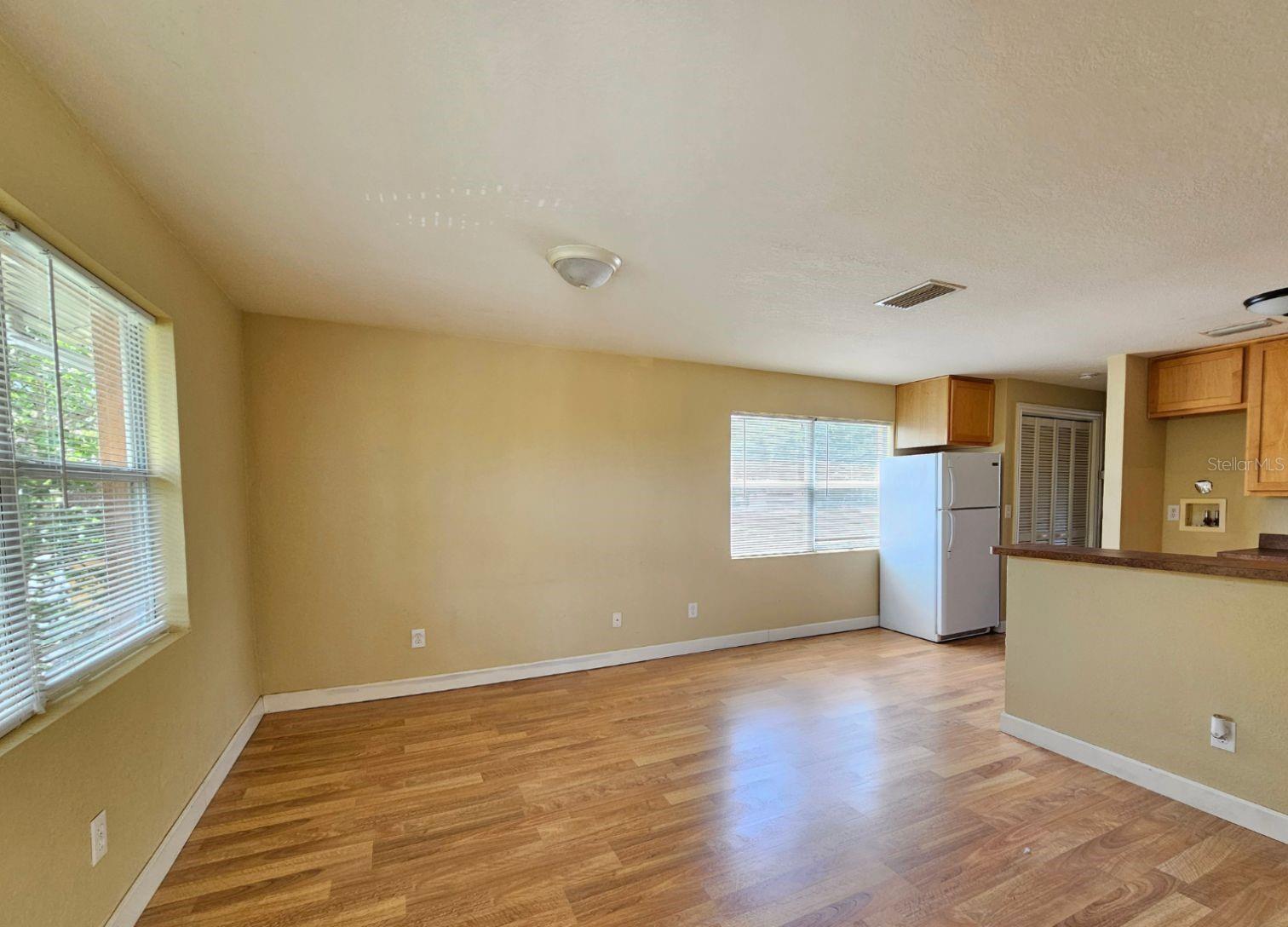 117 N EVERGREEN AVENUE 201