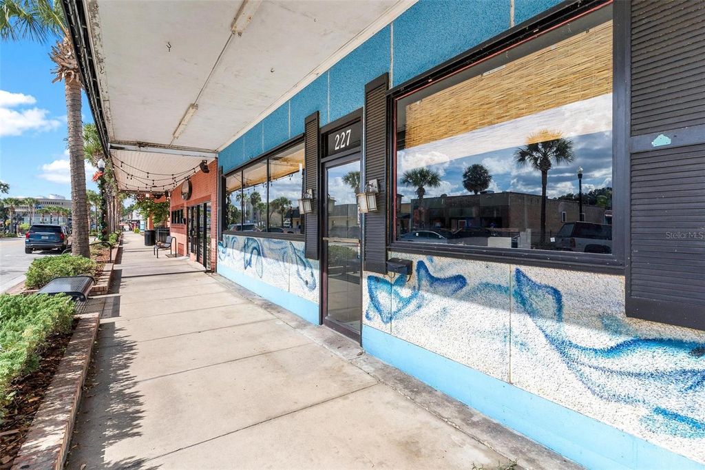 Photo of 227 E Main Street, Tavares, FL 32778 (MLS # G5105038)