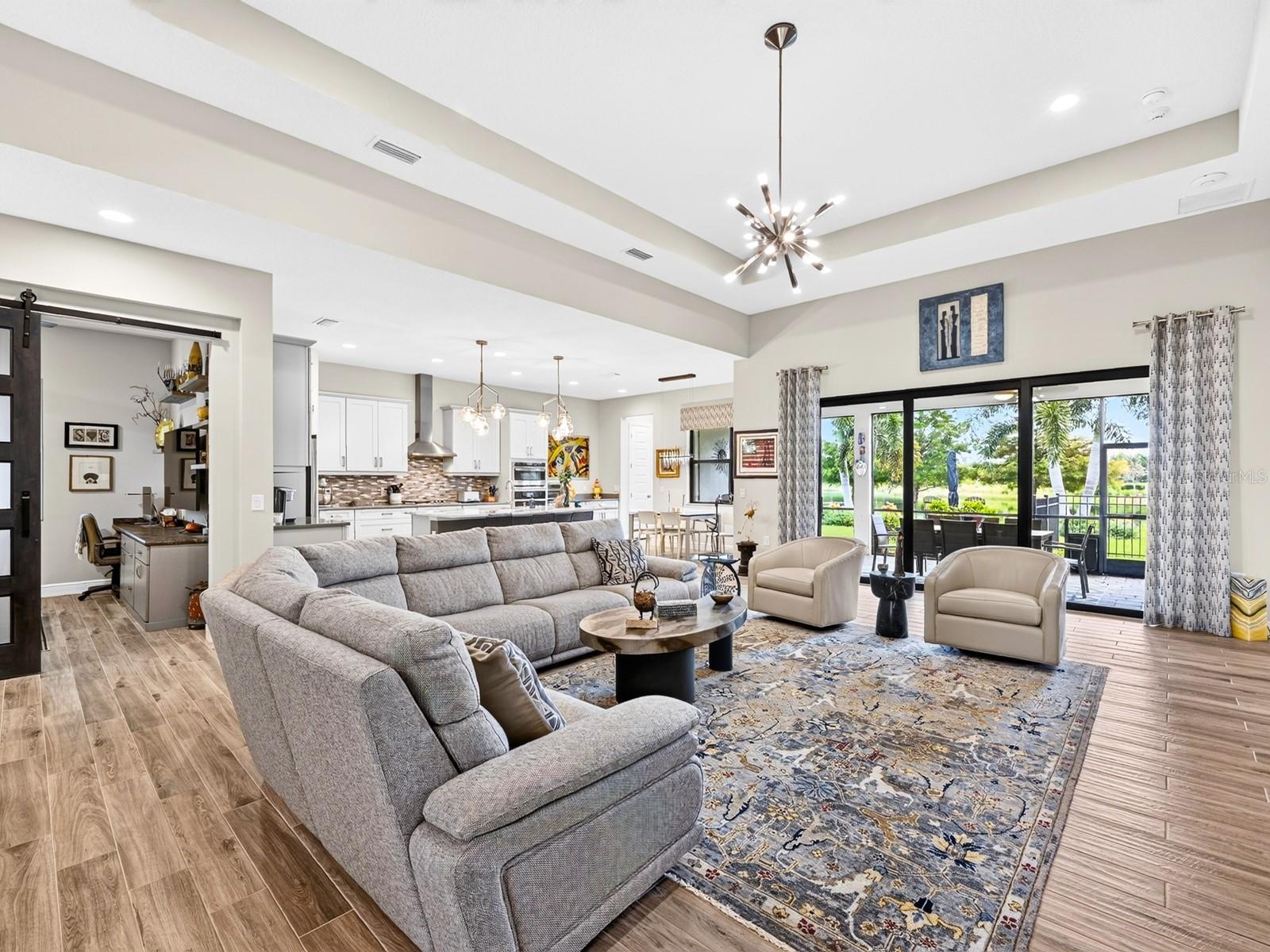 800 TAILWIND PLACE