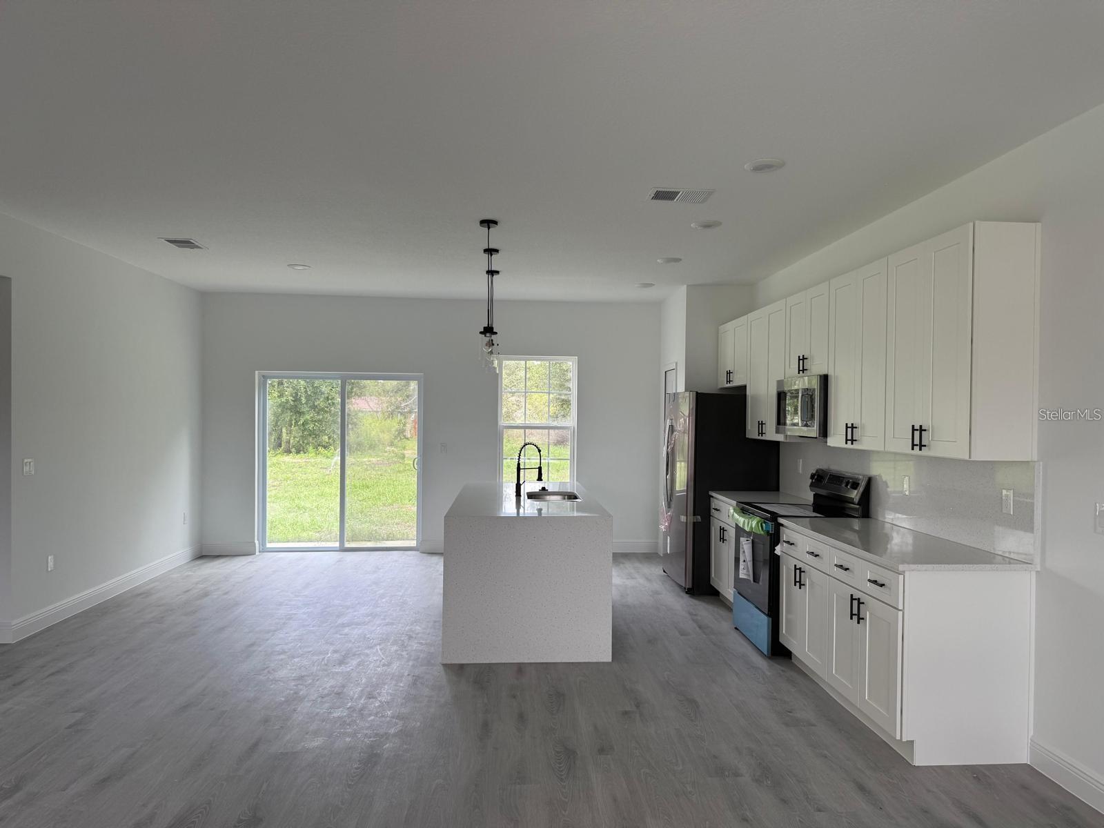 MARION OAKS UN 04 - Residential