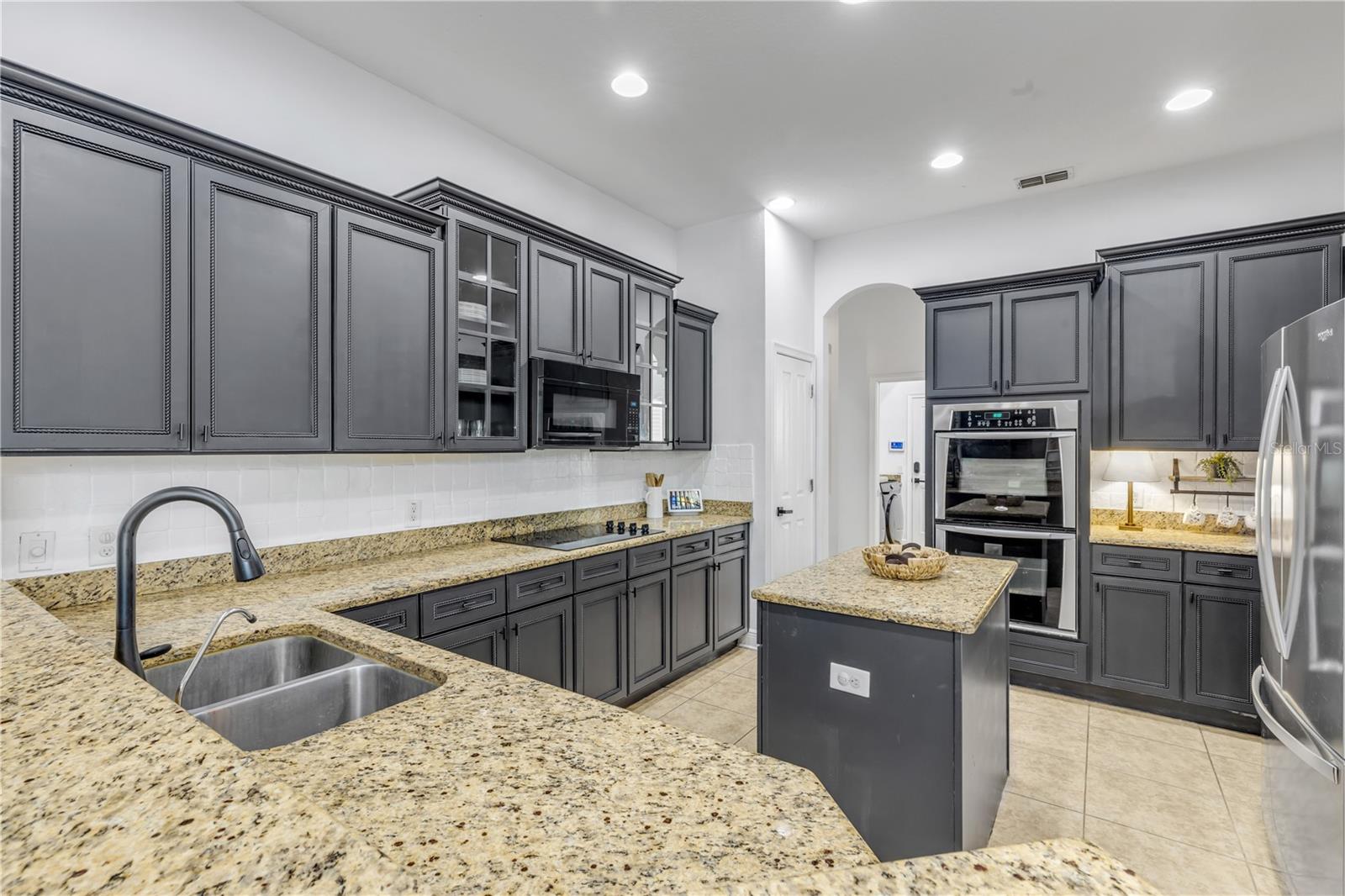 MOUNT DORA LOCH LEVEN PH 05 - Residential