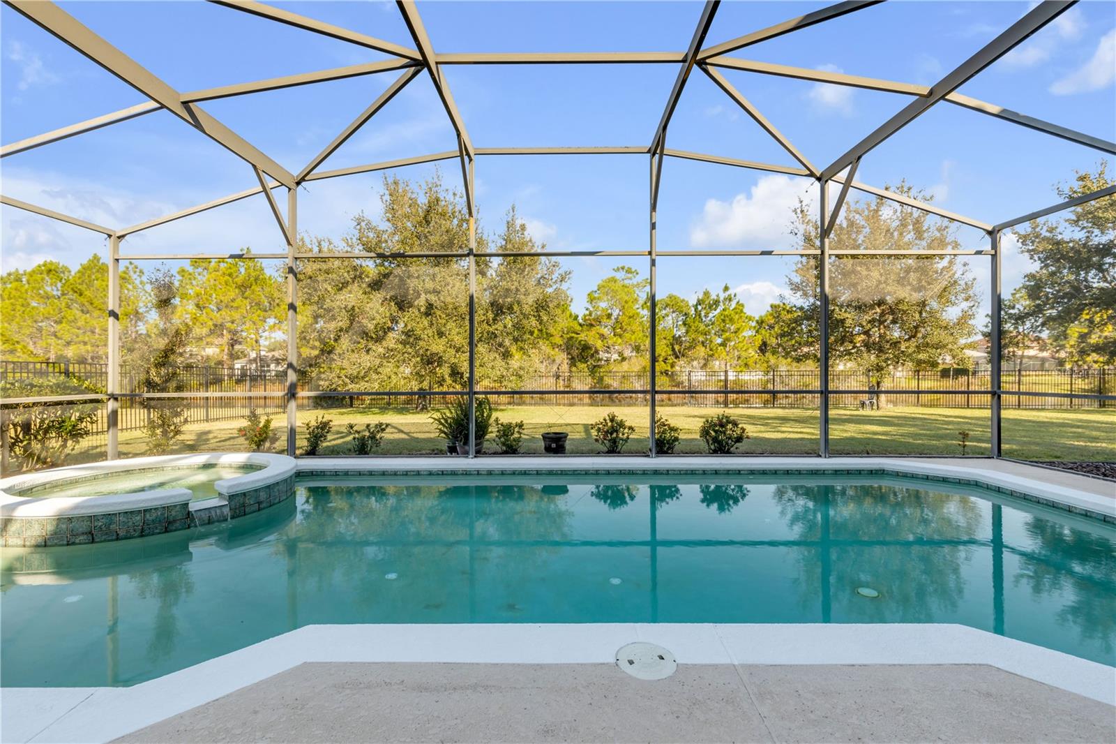 MOUNT DORA LOCH LEVEN PH 05 - Residential