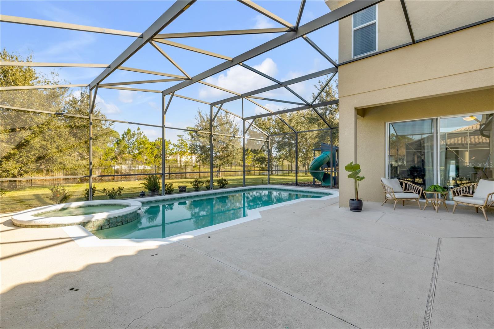 MOUNT DORA LOCH LEVEN PH 05 - Residential