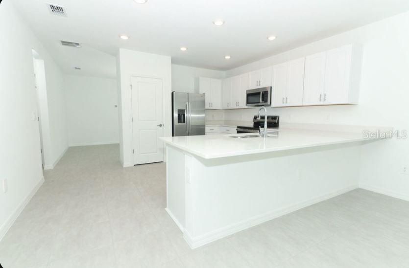 7389 CAPSTONE DRIVE
