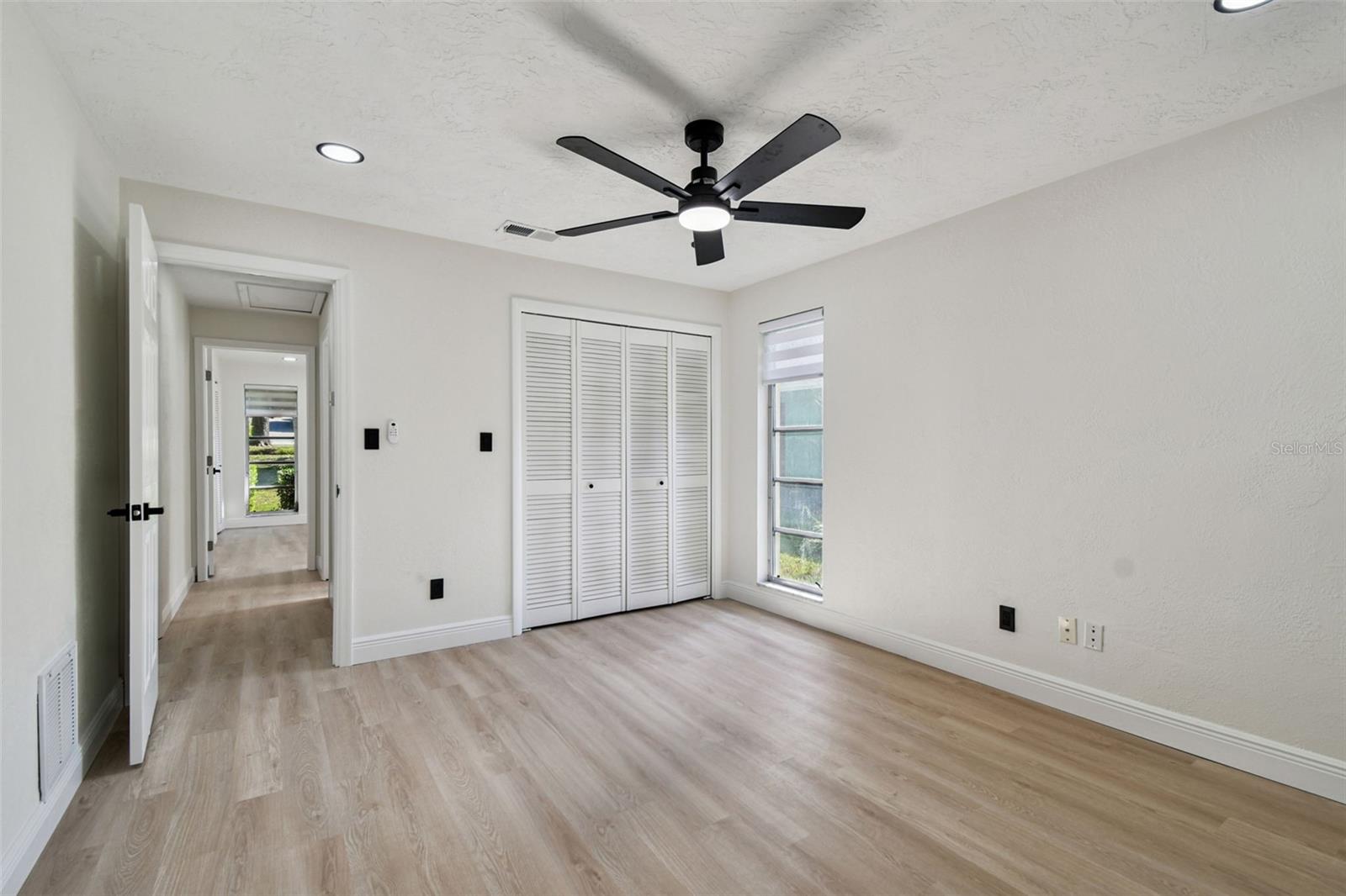 WESTLAKE VILLAGE - Residential Lease