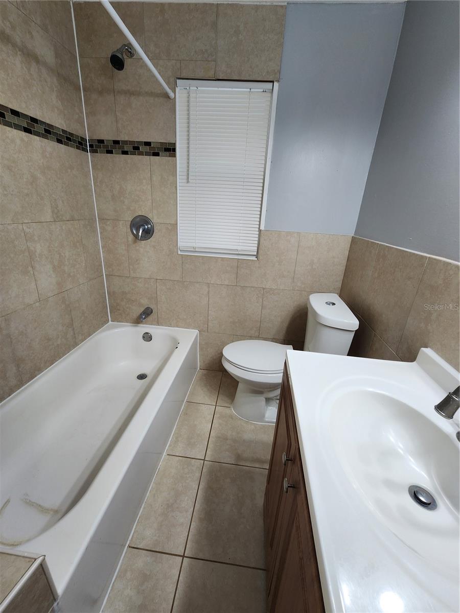 SOUTH RIVERSIDE SEC A - Residential Lease