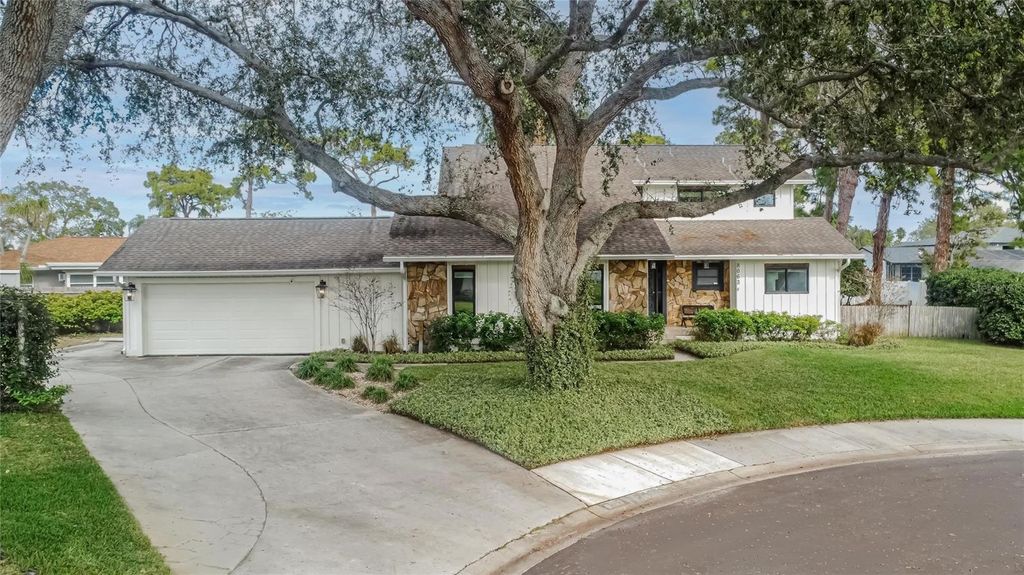 Photo of 8063 Quinn Court, Seminole, FL 33777 (MLS # TB8455643)