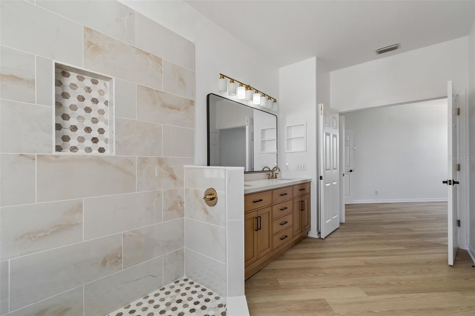 HIGHLAND WOODS 2 - Residential