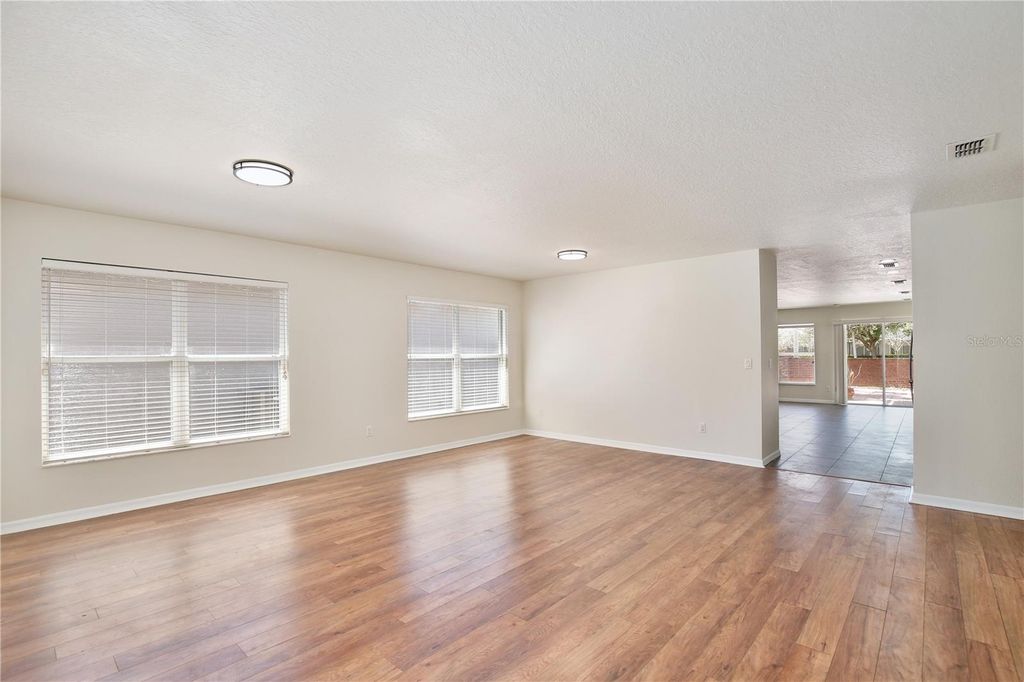 Photo of 1236 Blackwater Pond Drive, Orlando, FL 32828 (MLS # O6393431)