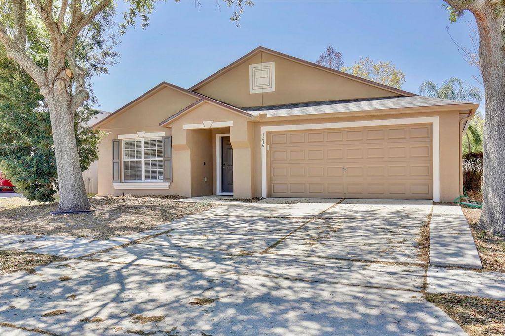 Photo of 1236 Blackwater Pond Drive, Orlando, FL 32828 (MLS # O6393431)