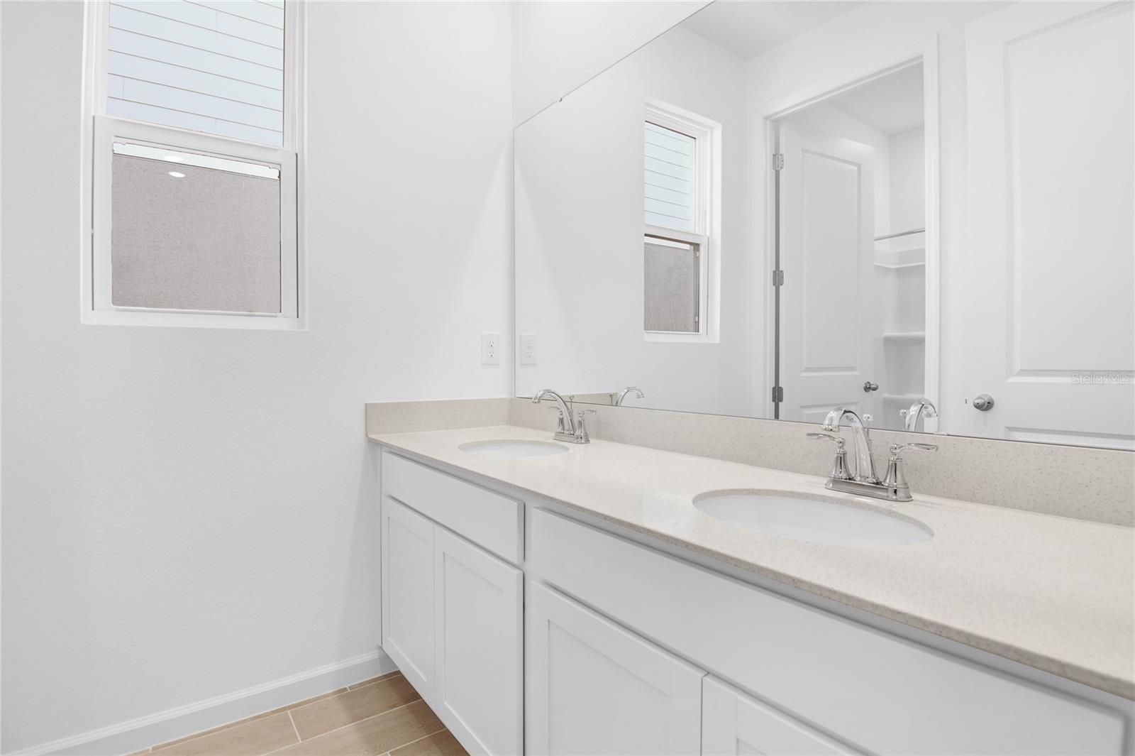 332 ALEXANDRITE STREET