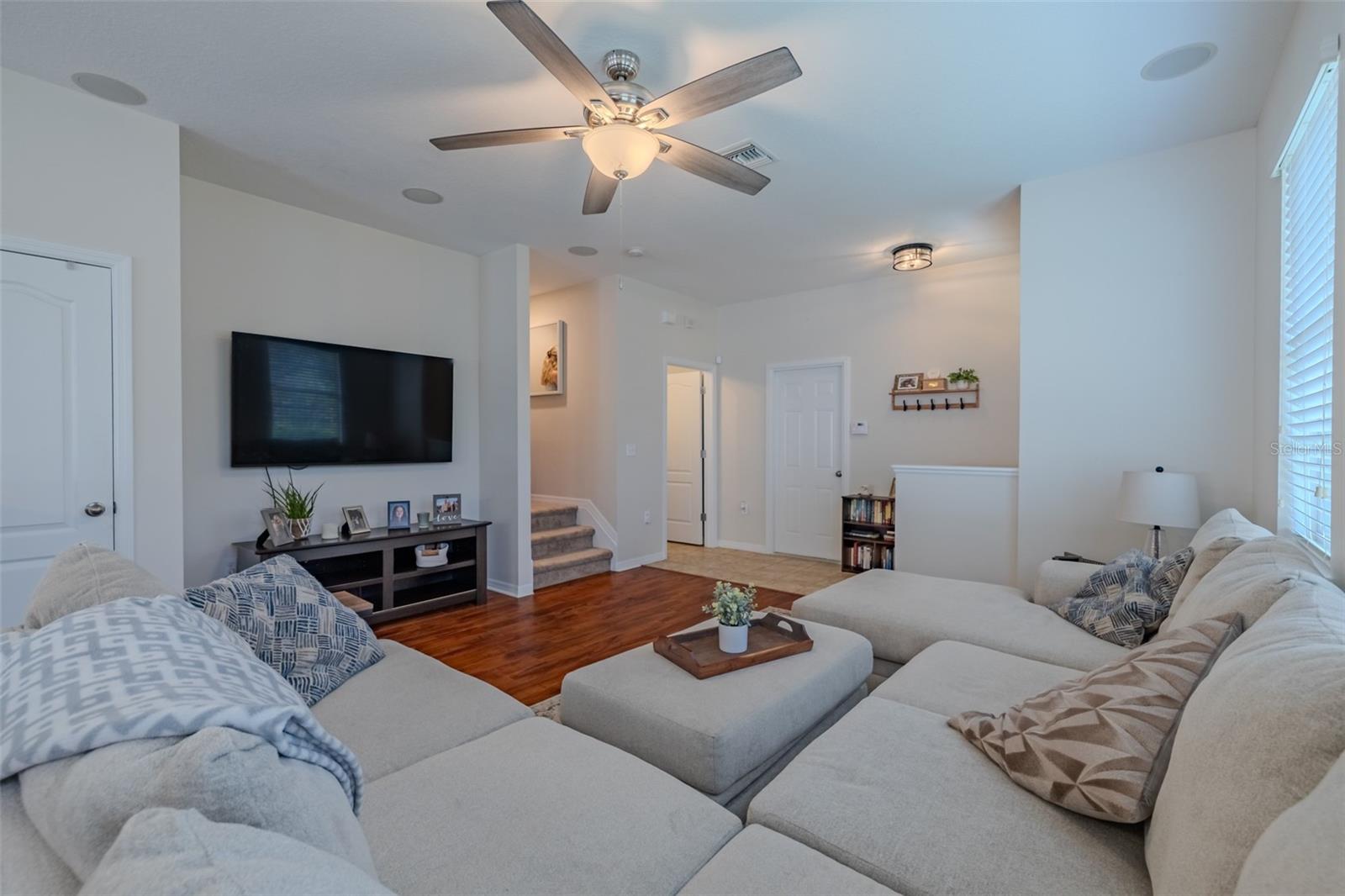 EAGLE PALM PH II - Residential