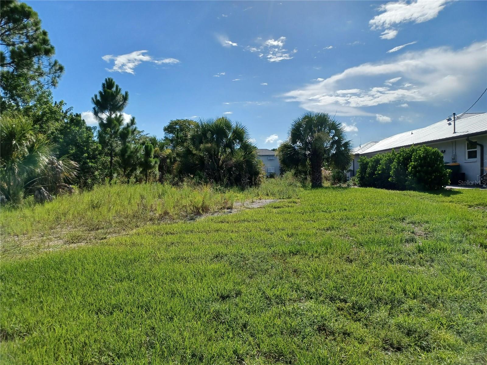 PORT CHARLOTTE SEC 060 - Land