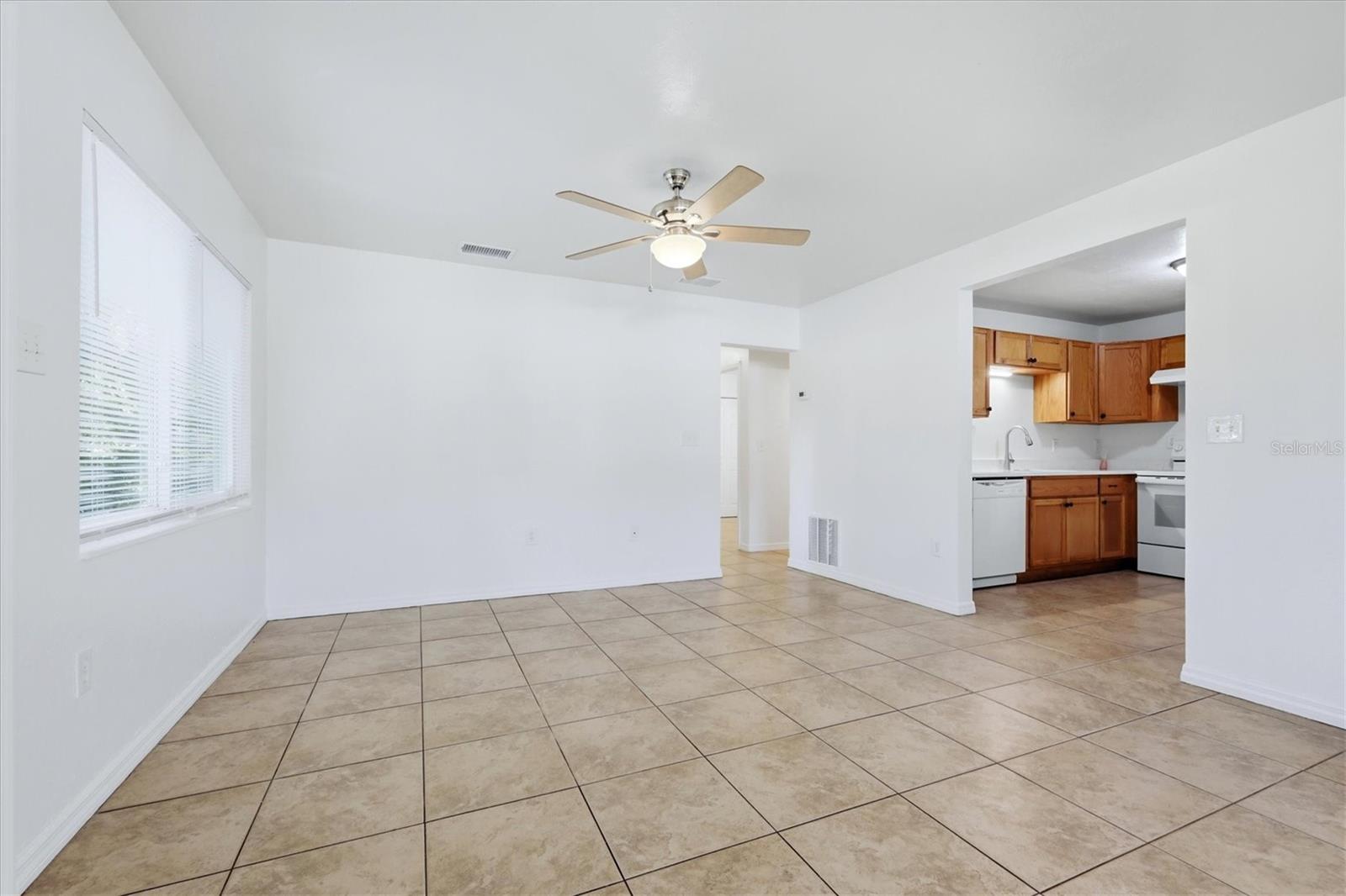 1240 HIGHLAND STREET, SARASOTA, FL, 34234 4 1240 HIGHLAND STREET
