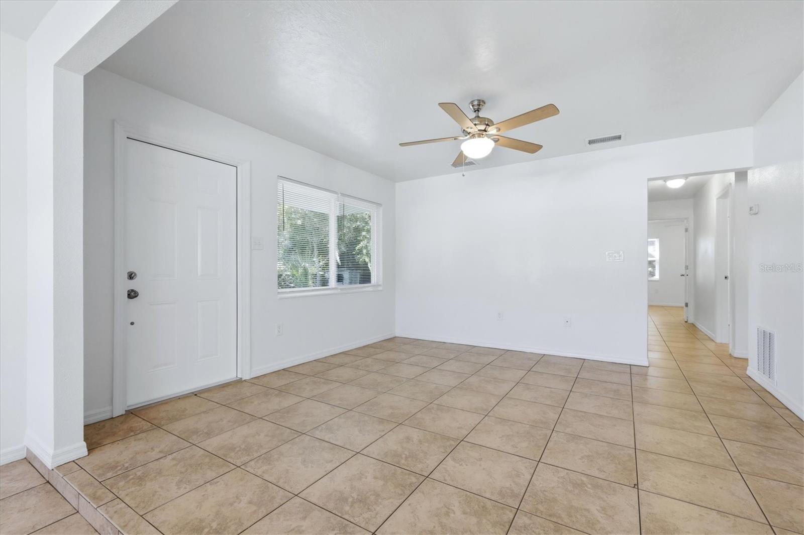 1240 HIGHLAND STREET, SARASOTA, FL, 34234 3 1240 HIGHLAND STREET