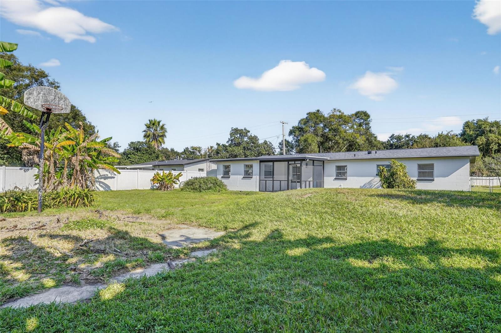 CONDEL GDNS - Residential