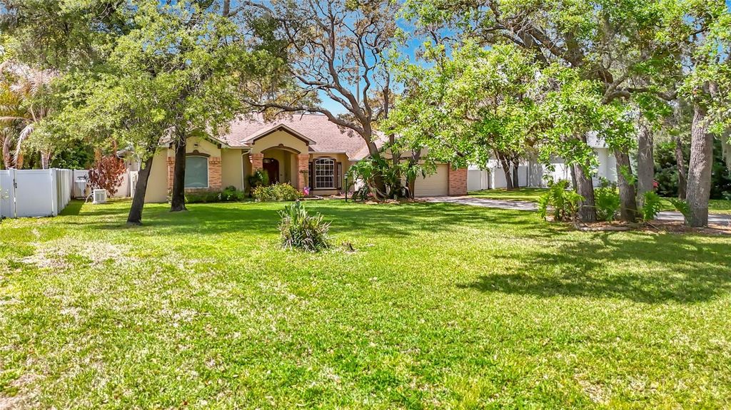 Photo of 2087 Breezy Way, Spring Hill, FL 34608 (MLS # W7884428)