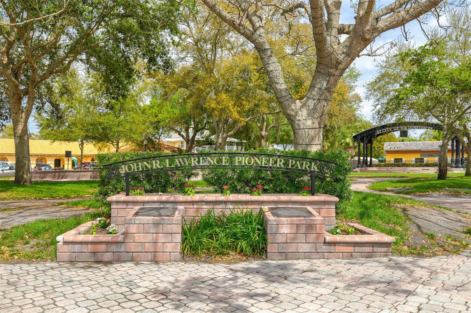 BELLE TERRE - Residential