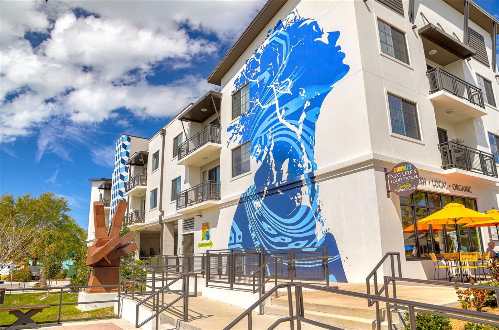 BELLE TERRE - Residential