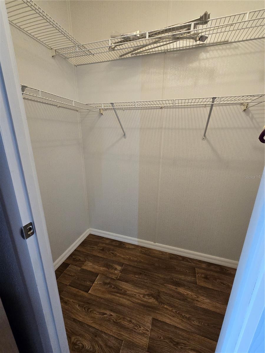 SWEETWATER GOLF & TENNIS CLUB - Residential