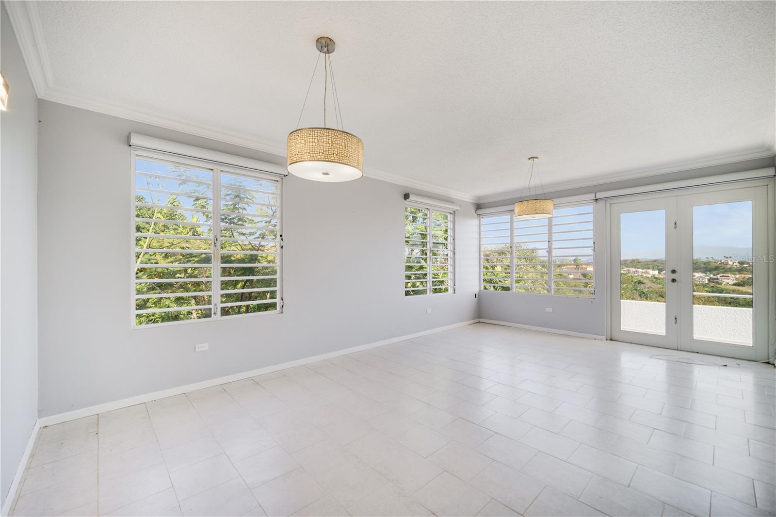 PORT ROAD - Residential