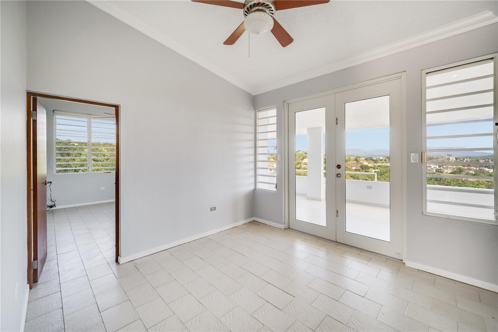 PORT ROAD - Residential