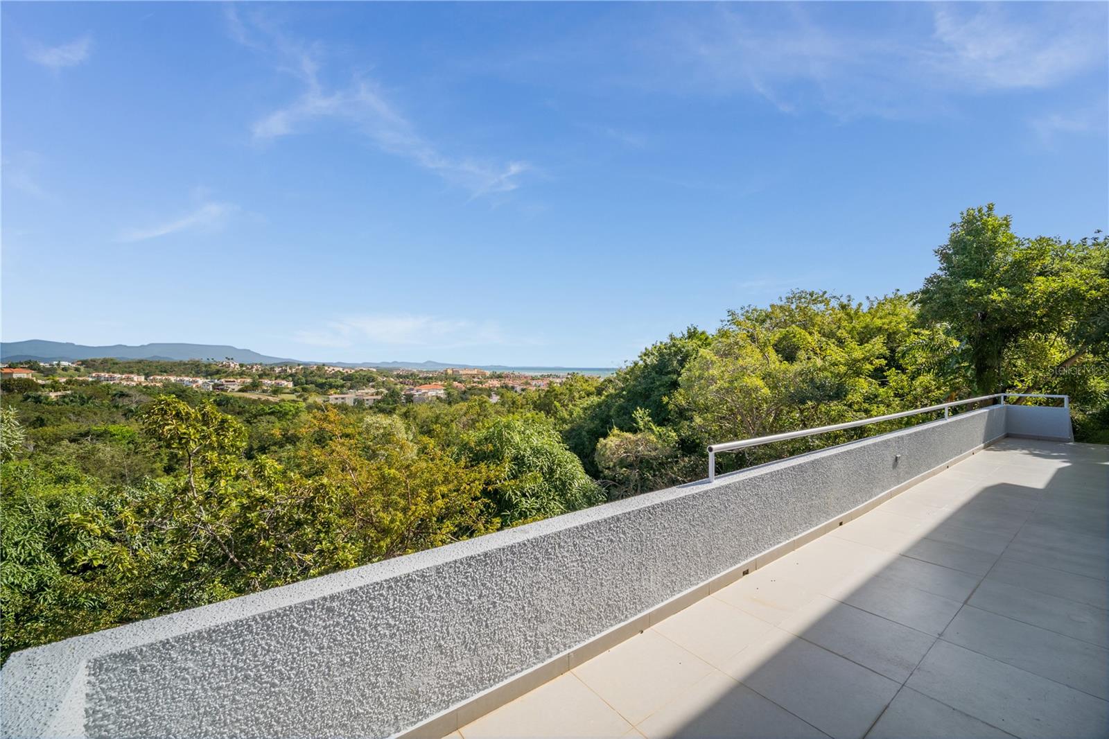 PORT ROAD - Residential