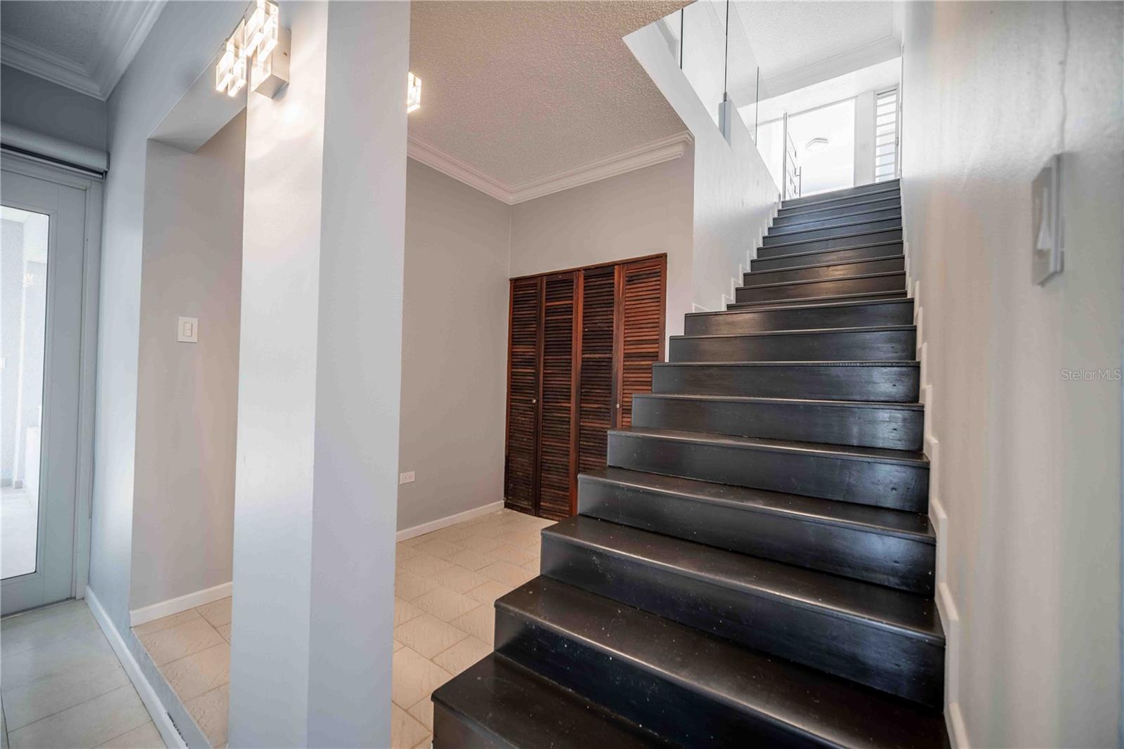 PORT ROAD - Residential