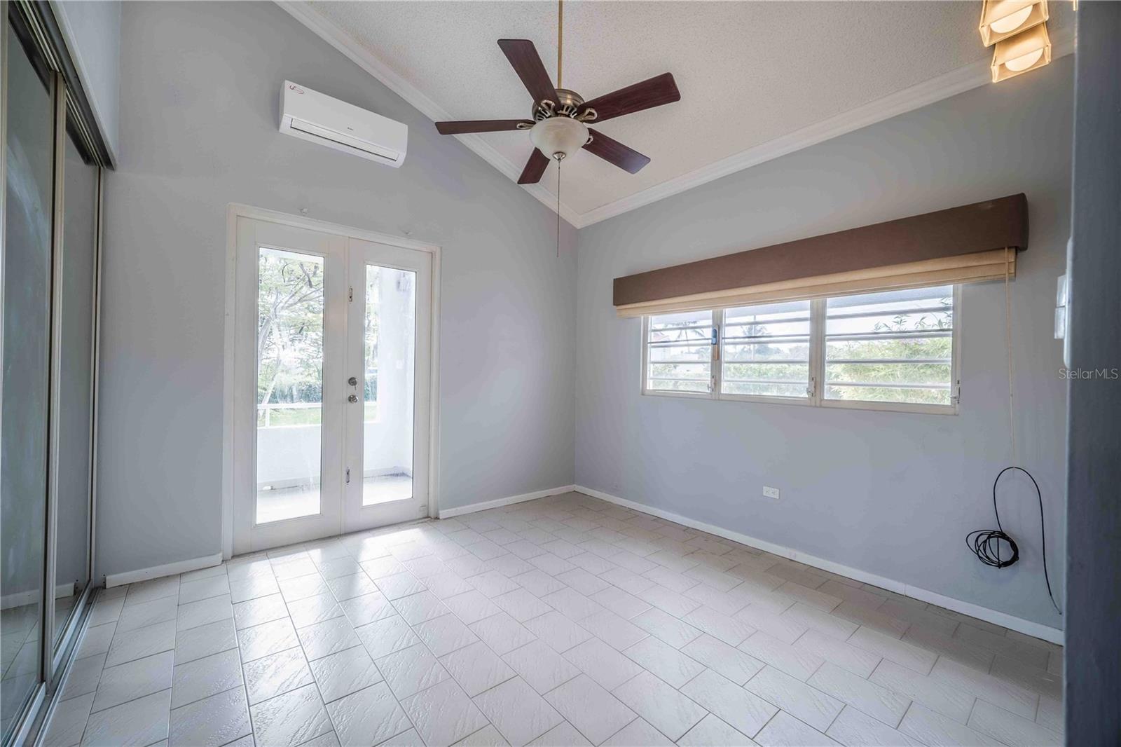 PORT ROAD - Residential
