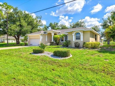 Photo of 23 Pine Valley Court, Rotonda West, FL 33947 (MLS # D6142704)