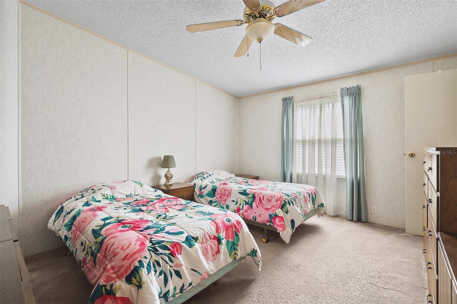 IMPERIAL LAKES ESTATES UNIT II - Residential