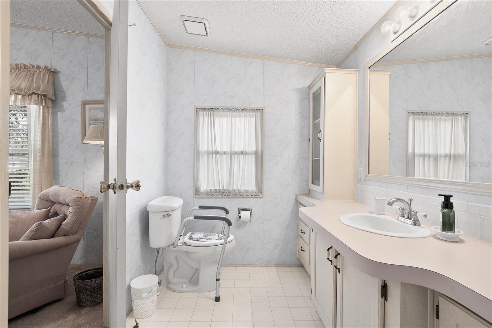 IMPERIAL LAKES ESTATES UNIT II - Residential