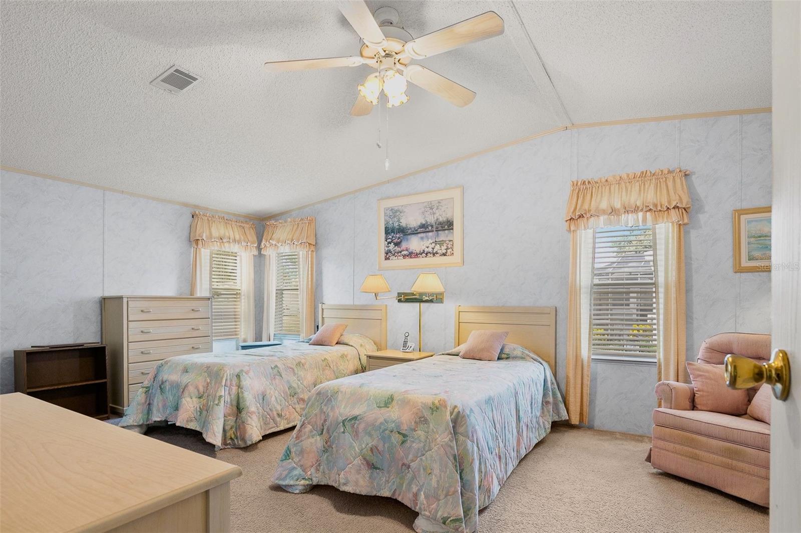 IMPERIAL LAKES ESTATES UNIT II - Residential