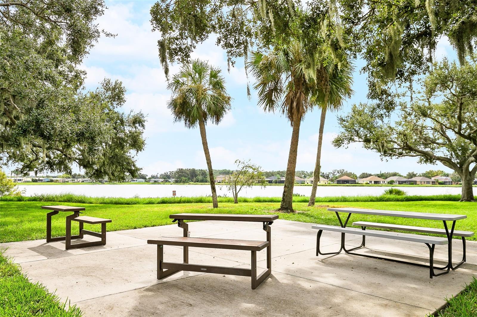 IMPERIAL LAKES ESTATES UNIT II - Residential