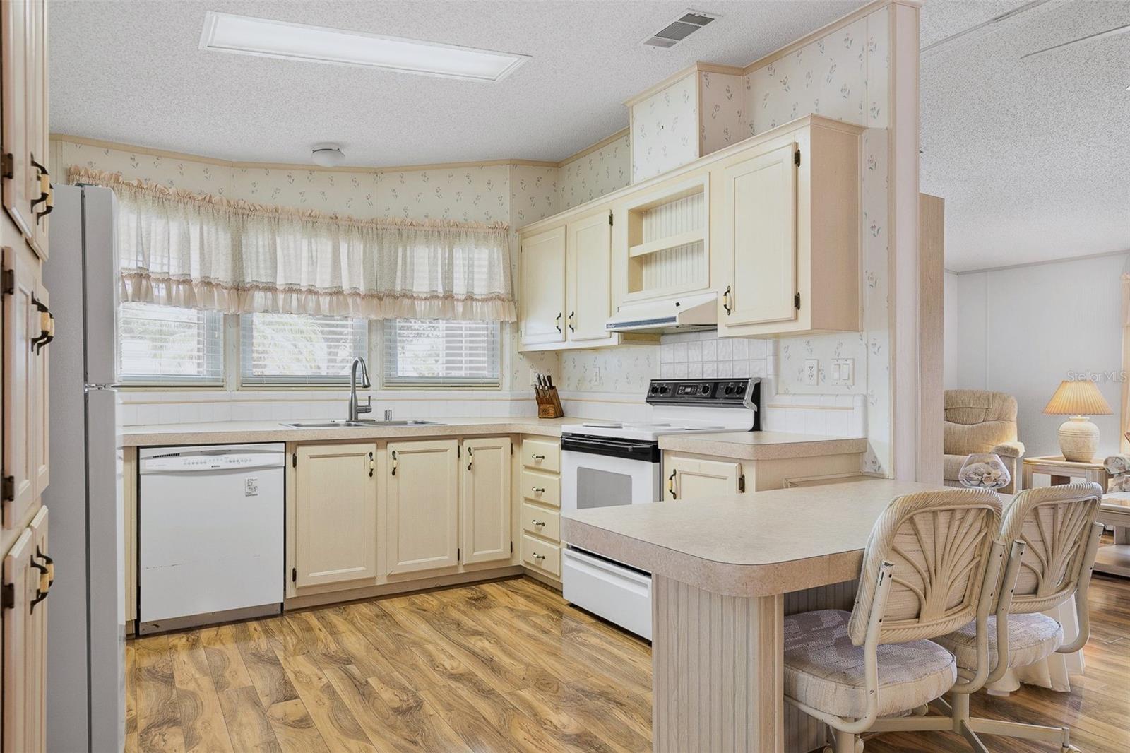 IMPERIAL LAKES ESTATES UNIT II - Residential