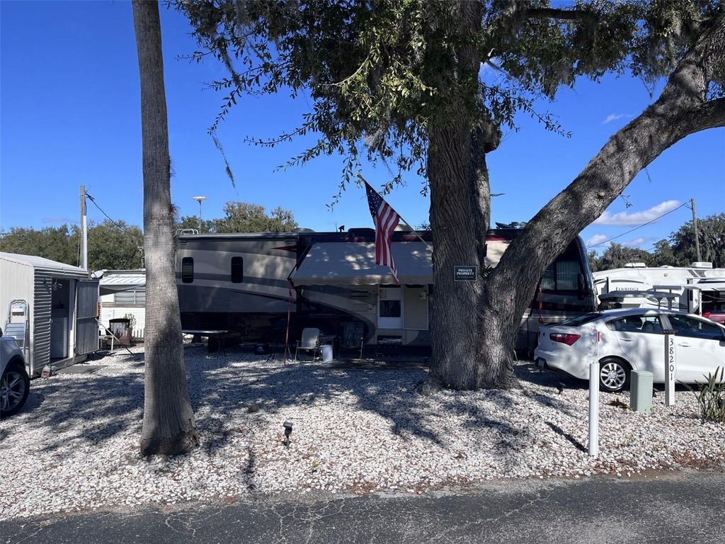 Photo of 38201 Magpie Way, Leesburg, FL 34788 (MLS # G5107355)