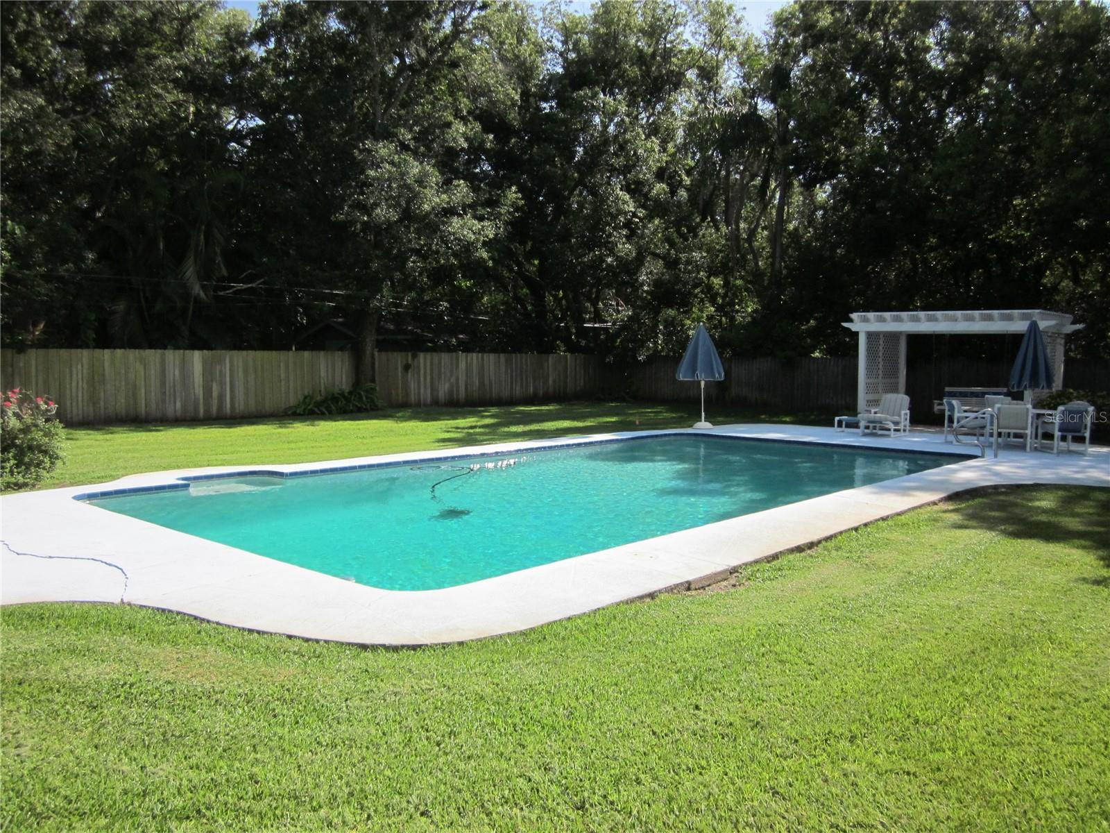 2143 WRENS WAY