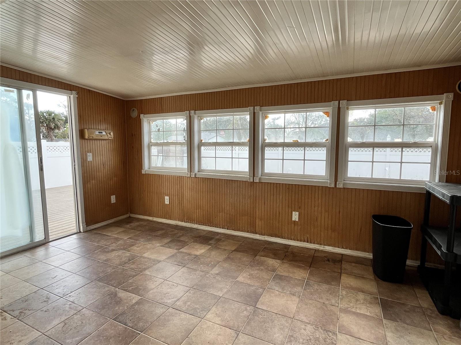 FLORIDA SHORES 01 - Residential